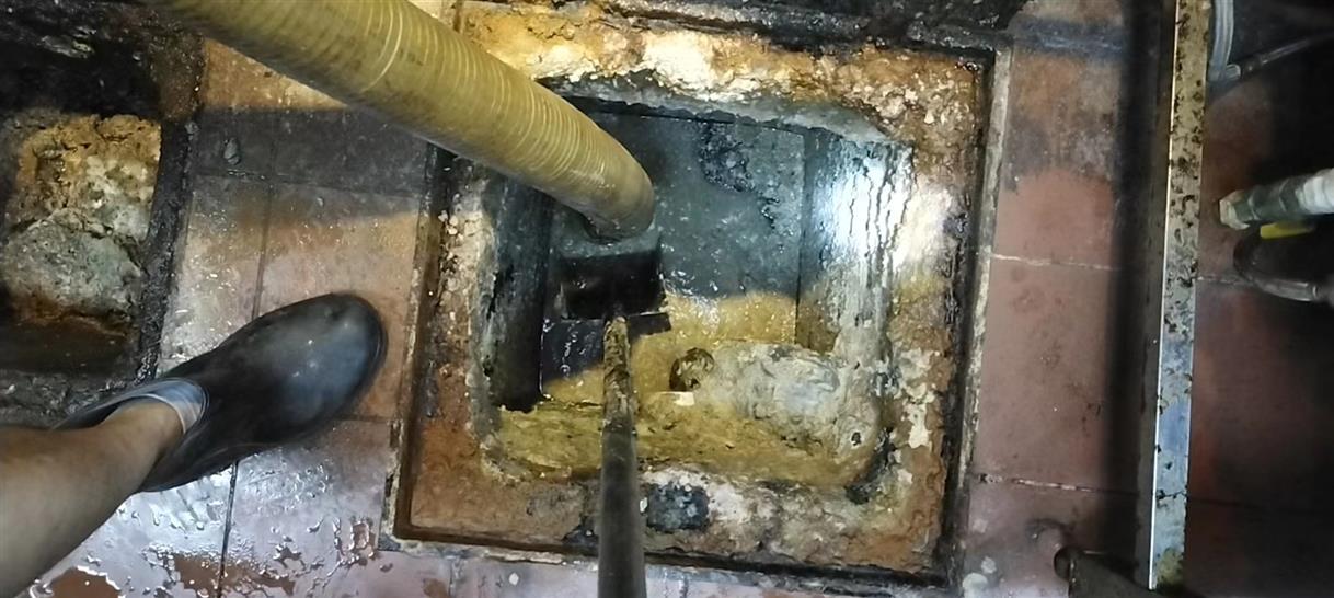 莱山化油池清理-污水池清掏