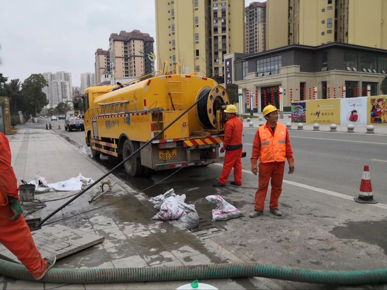 莱山排污管道清淤-管道清洗