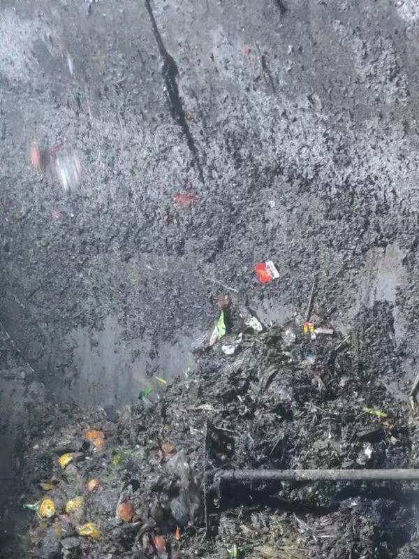 莱山污水池清理